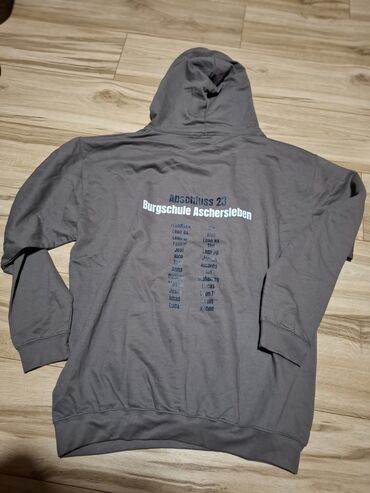 Duksevi: - Dukserica sa kapuljačom, veličina XL. Siva boja. - Muški — 2