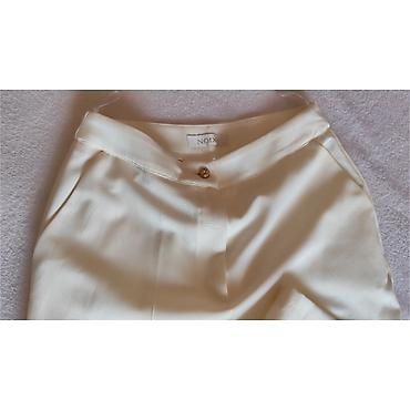 glo hyper: NOIX Elegantno ženski komplet – sako i pantalone u boji slonovače M — 7