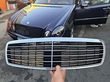 мерседес ешка: Mercedes-Benz E-Class W210 — 2