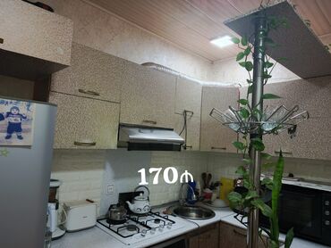 Mətbəx mebeli: Metbex mebeli 170₼ satlir.Ölcu 4.30 uzunluq 2.20 hundurluk ustunde
