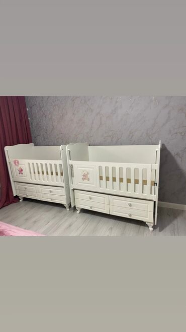 Boşqablar: Oğlan və qız üçün, İşlənmiş, Dördbucaq, Beşik, Matras ilə, Yellənmə mexanizm ilə