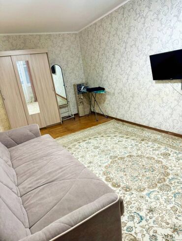 1 комнатные квартира в аренду: 1 бөлмө, 32 кв. м, 104-серия, 4 кабат, Косметикалык ремонт
