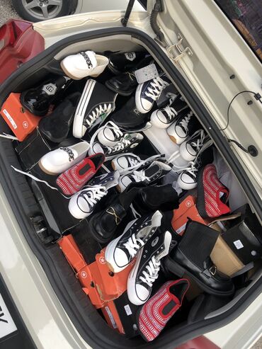 кроссовки подростковые: Кроссовки подростковые 👟👟 Все размеры в наличии Оптовая цена 150с💸💸💸
