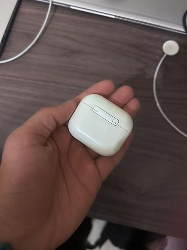 Qulaqcıqlar: Airpods 3 chox ideal veziyyetdedi tam originaldi ucuz satma sebebi — 2