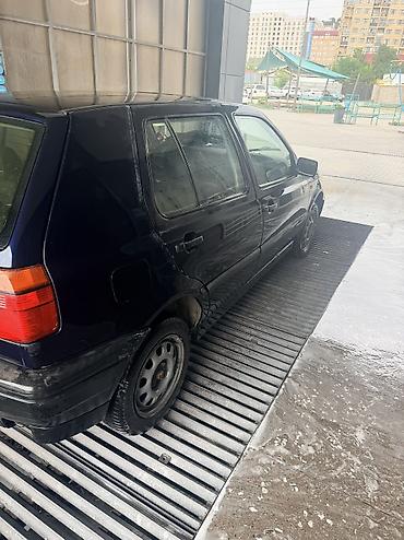 немка е303: Volkswagen Golf: 1993 г., 1.5 л, Автомат, Бензин, Хэтчбэк — 6