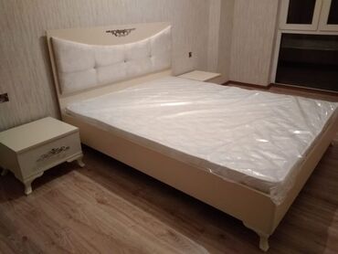 Кровати: Новый, Двуспальная кровать, С подъемным механизмом, С матрасом