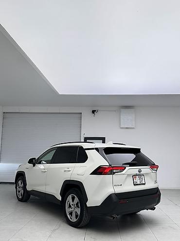 порог на 210: Toyota RAV4: 2021 г., 2.5 л, Автомат, Гибрид, Кроссовер — 4