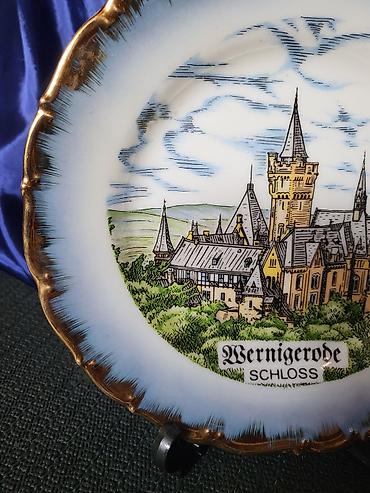 obim kruga: Tanjir porcelanski za na zid zamak Vernigerode iz 70ih. Tanjir je — 4