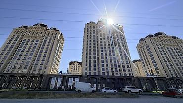 Батирлерди сатуу: 3 бөлмө, 80 м², Асанбай мкр 3 кабат, Дизайнердик оңдоо — 1