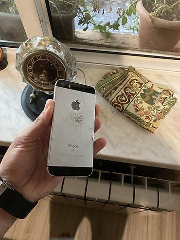 apple iphone se 2022: IPhone SE, 64 GB, Gümüşü, Barmaq izi — 1