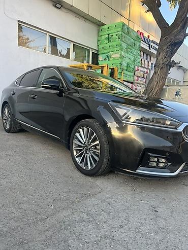 низкопрофиль: Kia Cadenza: 2017 г., 2.3 л, Автомат, Бензин, Седан — 2