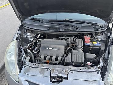 полик 5 д: Honda Fit: 2008 г., 1.5 л, Автомат, Бензин, Хэтчбэк — 5