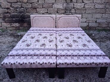 Çarpayılar: Təzə çarpayılar. 1 nəfərlik çarpayılar 60manat. 2 nəfərlik taxt — 15