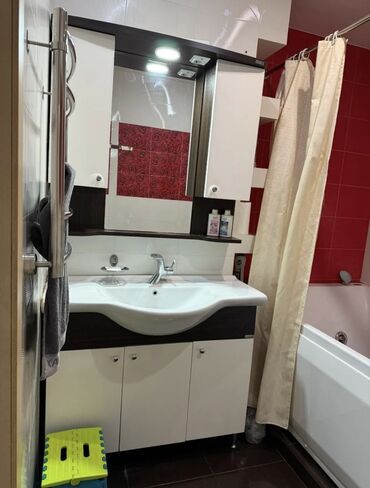 Долгосрочная аренда квартир: 3 комнаты, Агентство недвижимости, Без подселения, С мебелью полностью — 9