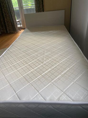 мебель белая: Продается односпальная кровать вместе с матрасом в идеальном