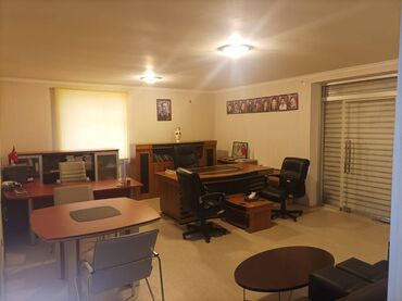 Ofislər: Neftçilərdə yerləşən ümumi sahəsi 500 kv,m olan,2 otağlı obyekt — 5