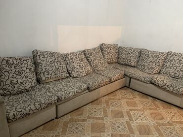 покупка старой мебели: Бүктөмө диван, Колдонулган