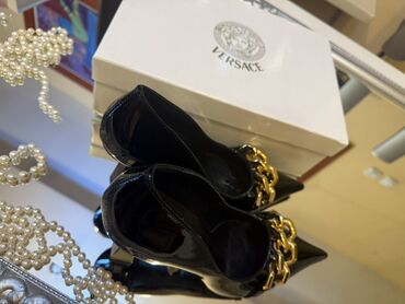 Salonke: Salonke, 40 — 2