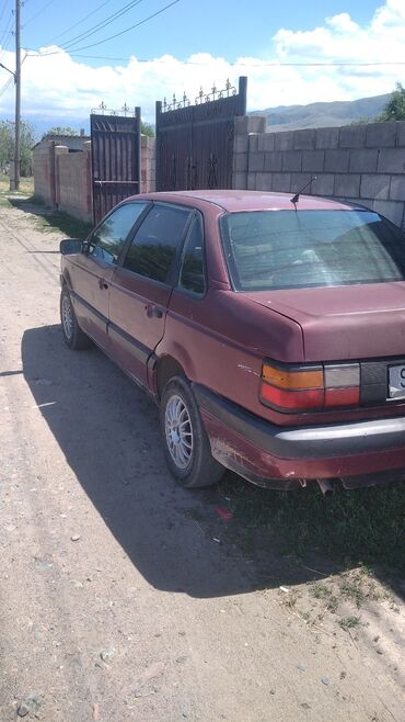 пасаты: Volkswagen Passat CC: 1988 г., 1.8 л, Механика, Бензин, Седан
