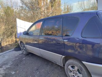 меняю с моей доплатой: Toyota Ipsum: 1996 г., 2 л, Автомат, Газ, Минивэн