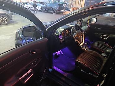 Opel: Opel Antara SUV - Kuzov: Qara rəng, ön xrom radiator barmaqlığı — 6