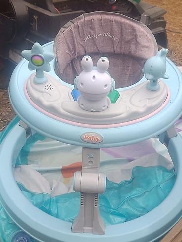 ходунки новый: Детские ходунки Babywalker (голубые) - Круглая устойчивая база с — 1
