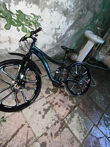 velosiped satisi instagram: Şəhər və yüngül off-road üçün çoxfunksiyalı dağ velosipedi — 1