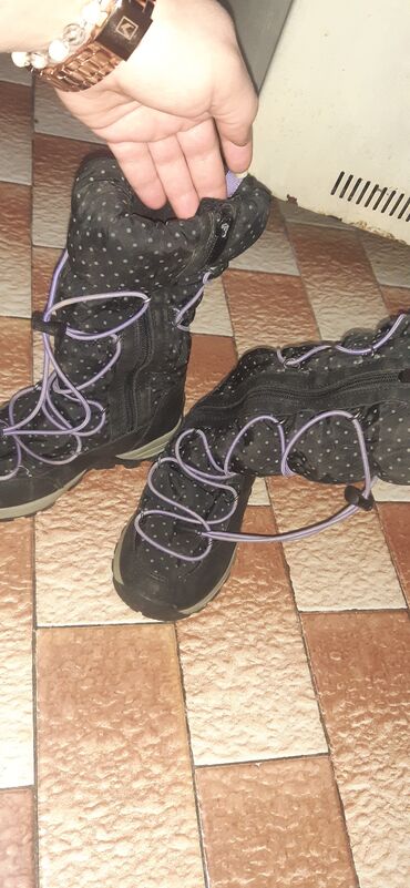 Čizme: Čizme, Veličina - 32 na lalafo.rs — 4 Čizme: Čizme, Veličina - 32 — 4