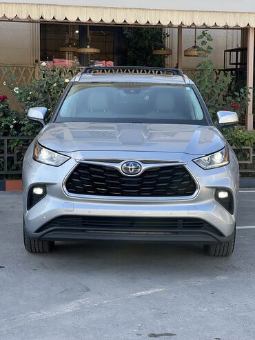 Toyota: Toyota Highlander: 2020 г., 2.5 л, Типтроник, Гибрид, Внедорожник