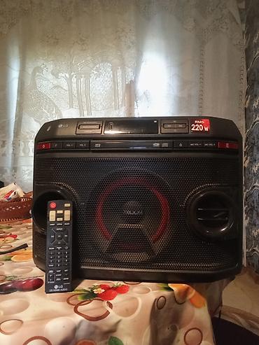 музыкальный центр самсунг: LG yüksəy səs bass
bulutuz disk filəşkart mikrafon yeri mövcutdur — 1