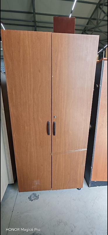 İki qapılı saxlama şkafı - Material: laminat/LDSP taxta teksturalı