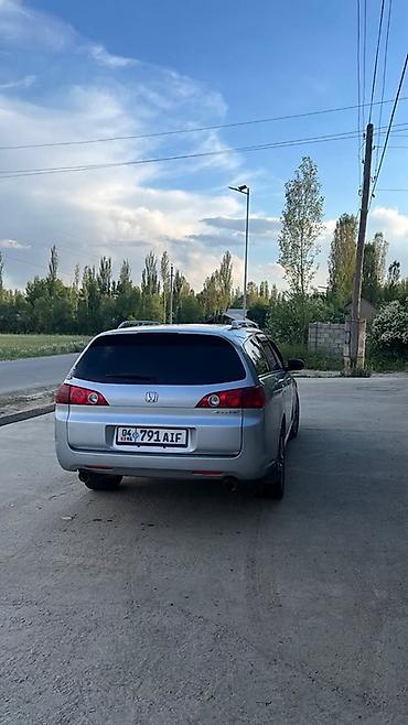 значок на мерс: Honda Accord: 2003 г., 2.4 л, Автомат, Бензин, Универсал — 5
