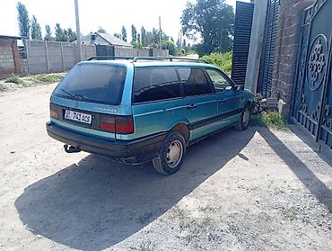 купить девятку: Volkswagen Passat Variant: 1993 г., 2 л, Механика, Бензин, Универсал — 2