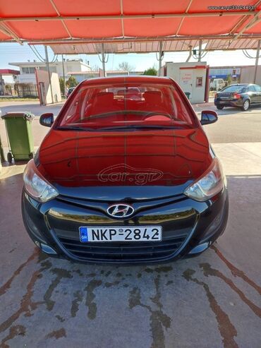 Οχήματα: Hyundai i20: 1.1 l. | 2012 έ. Χάτσμπακ