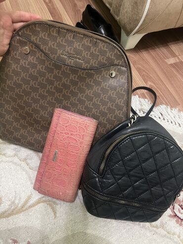 чехол на рул: Итальянская черна сумка, рюкзяк Karl Lagerfeld оригинал и кошелок от