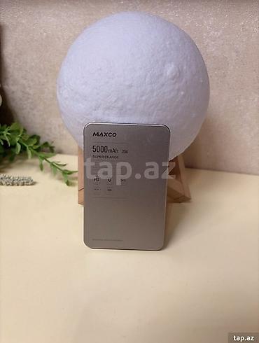 mini wifi router: MAXCO daşınan enerji bankı – 5000 mAh, 20W Super Charge Əsas — 3