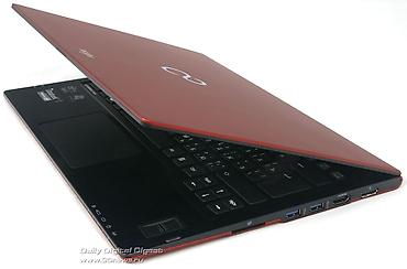 windows surface: Ультрабук Fujitsu Lifebook (серия UH/SH) в тонком металлическом — 1