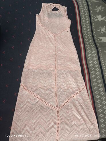 таблетки для набора веса в душанбе: GUESS markalı uzun paltar - Rəng: Açıq pudra/şaftalı tonları - Model