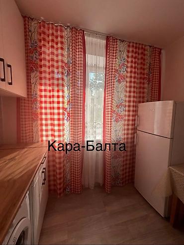 Батирлер: Сдаётся 2х комнатная квартира в Кара-Балте,40 — 1