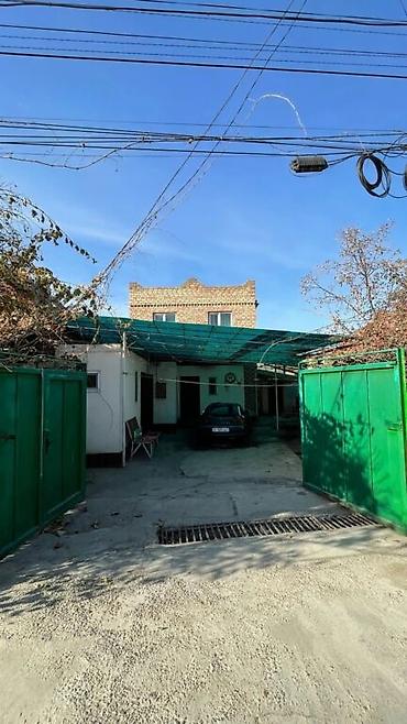 Продажа коттеджей и домов: Продаётся дом с. Чон-Арык. Дом кирпичный, двухэтажный под расшив. Во — 12