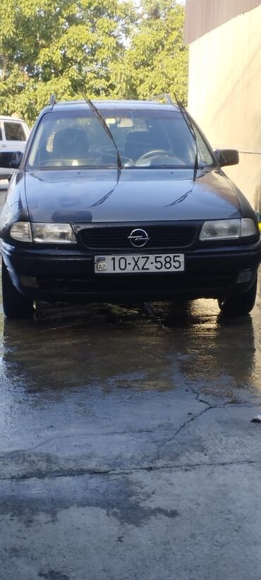 traxtor satisi: Opel Astra: 1.6 l | 1995 il | 388223 km Universal