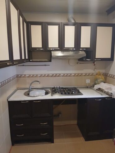 Uzunmüddətli kirayə mənzillər: 1 otaqlı mənzil – mətbəx mebeli və qaz plitəsi ilə - Plan: 1 otaq — 13