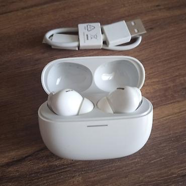 redmi airdots s: Redmi TWS simsiz qulaqlıq - Rəng: ağ - Dizayn: kompakt şarj qutusu və — 2