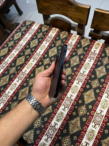 i̇pone 14: IPhone 14 Pro, 256 GB, Jet Black — 3