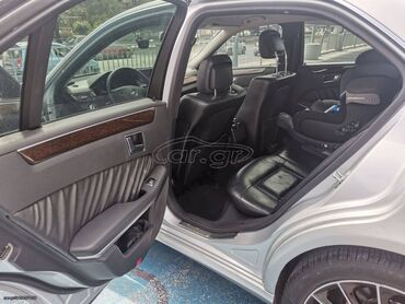 Mercedes-Benz: Mercedes-Benz E 250: 1.8 l. | Λιμουζίνα — 9