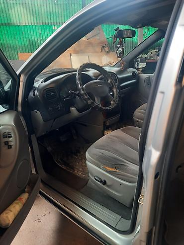 Chrysler: Chrysler Voyager: 2006 г., 2.5 л, Автомат, Дизель, Минивэн — 4