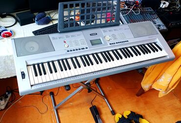 CD, DVD диски и кассеты: Синтезатор, Yamaha, Новый, Бесплатная доставка