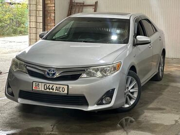 автокредит на бу авто бишкек: Toyota Camry: 2013 г., 2.5 л, Вариатор, Гибрид, Седан
