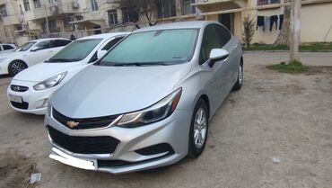 xususi texnika: Chevrolet Cruze: 1.4 l | 2017 il 216000 km Sedan