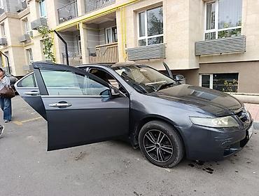 Продажа авто: Honda Accord: 2003 г., 2 л, Автомат, Бензин, Седан — 5